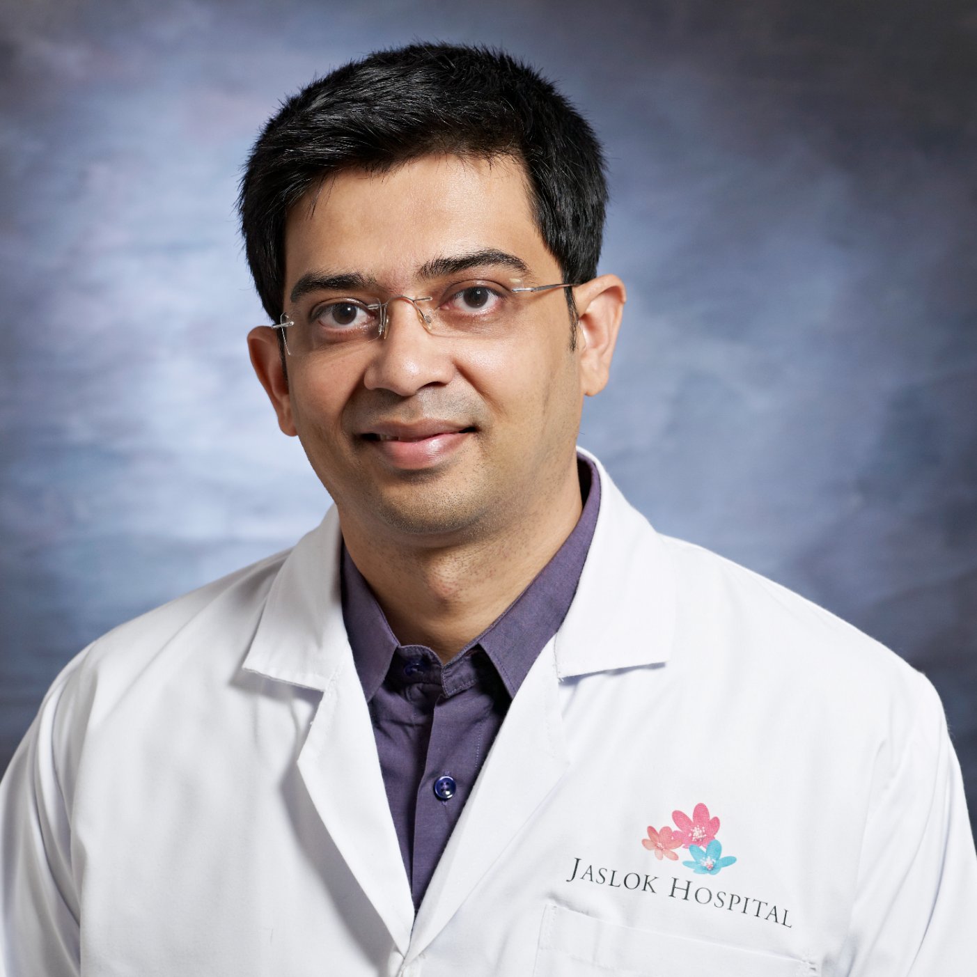 Dr. Nandan Shetye 